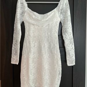 Selling Selfie Leslie White Dress